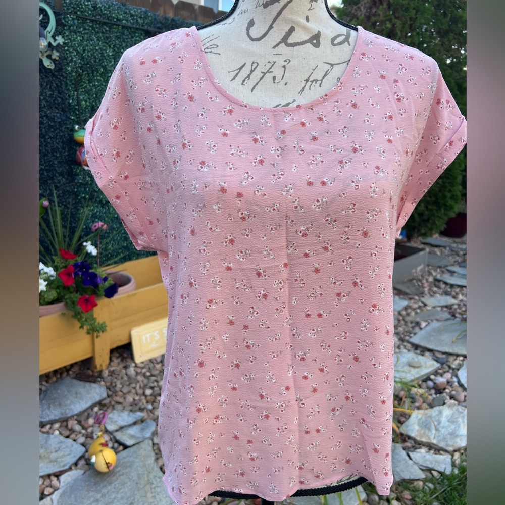 Hippie Rose Blush Floral Patterned Top